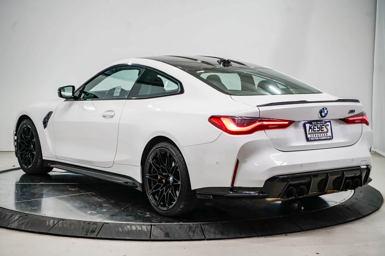 Thumbnail: 2024 BMW M4 - 2