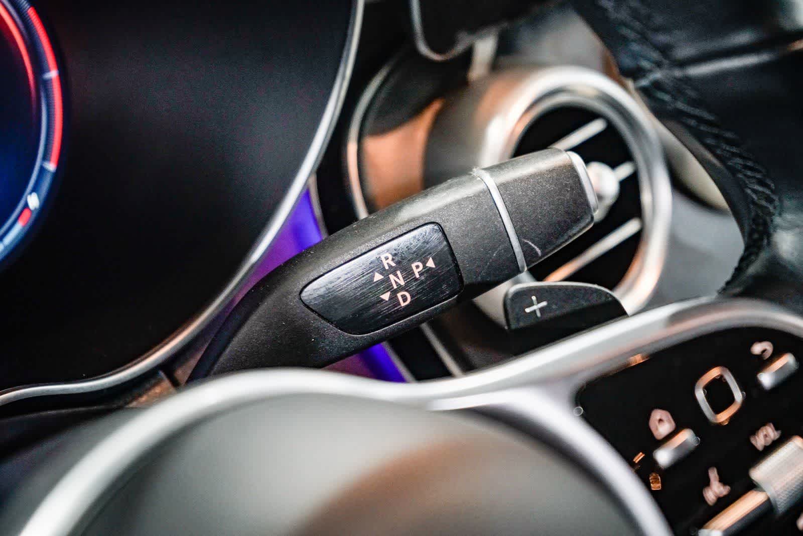 Thumbnail: 2022 Mercedes-Benz GLC - 20