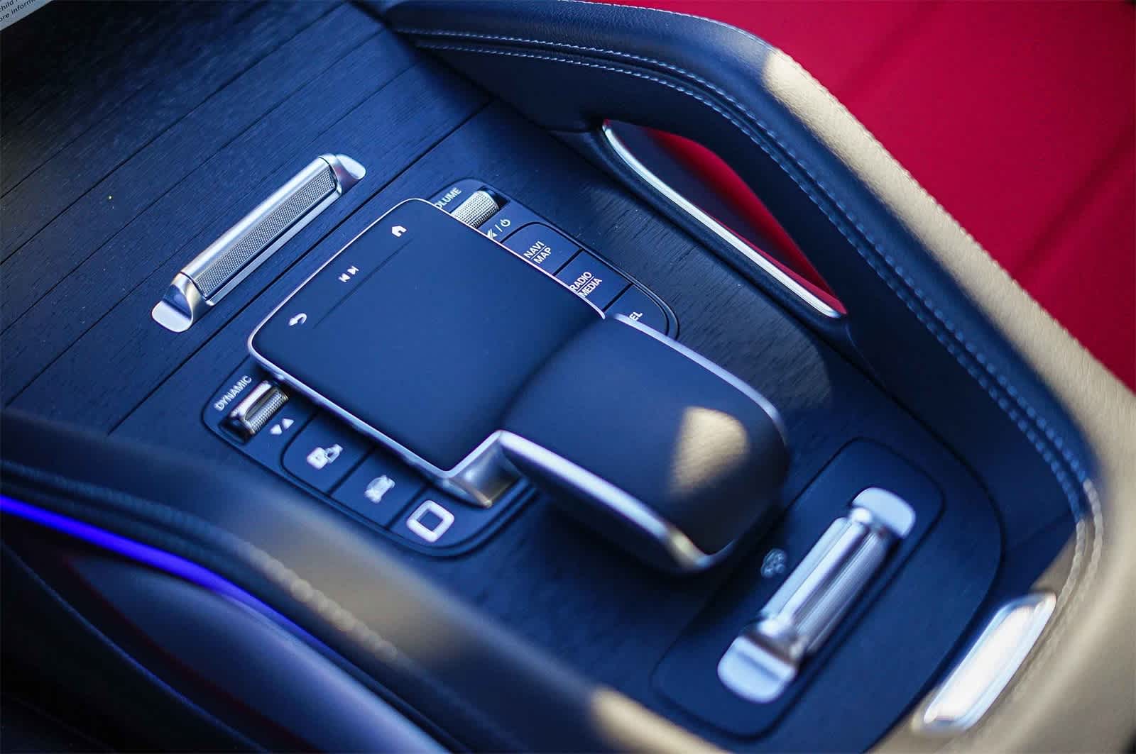 Thumbnail: 2026 Mercedes-Benz GLE - 24