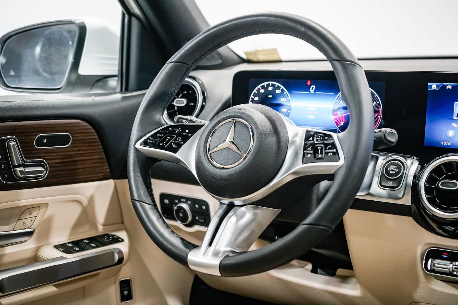 Thumbnail: 2026 Mercedes-Benz GLB - 15