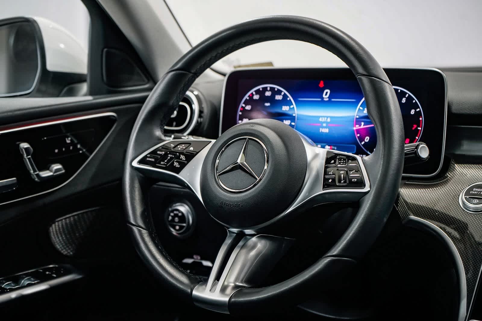 Thumbnail: 2025 Mercedes-Benz C-Class - 15