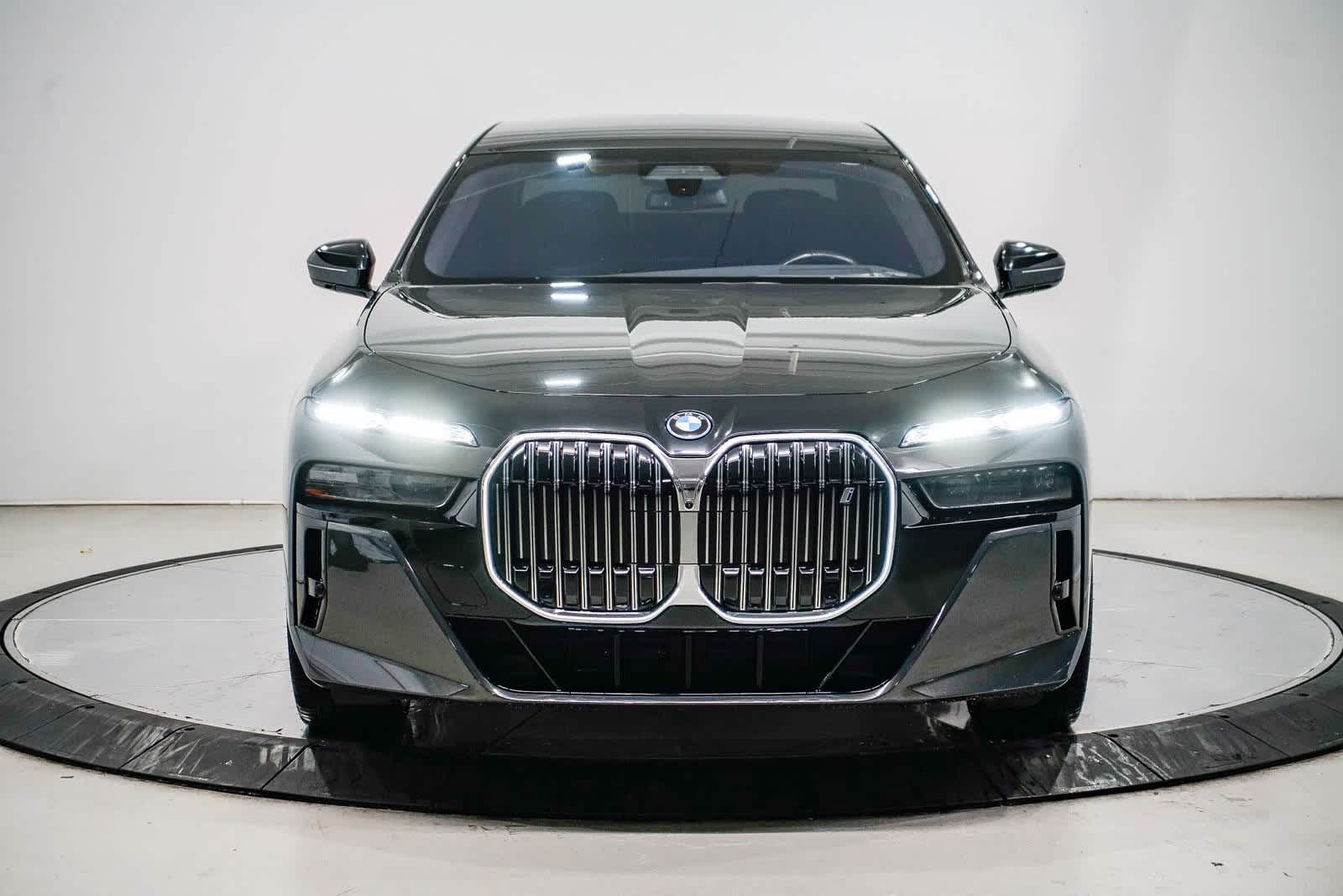 Thumbnail: 2023 BMW i7 - 6