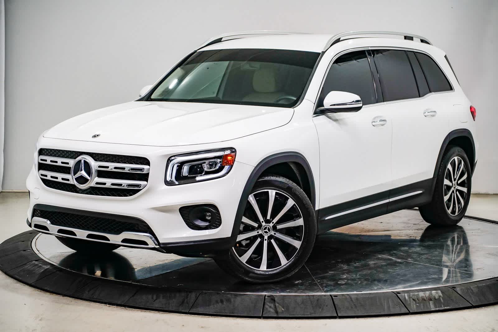 Thumbnail: 2022 Mercedes-Benz GLB - 1