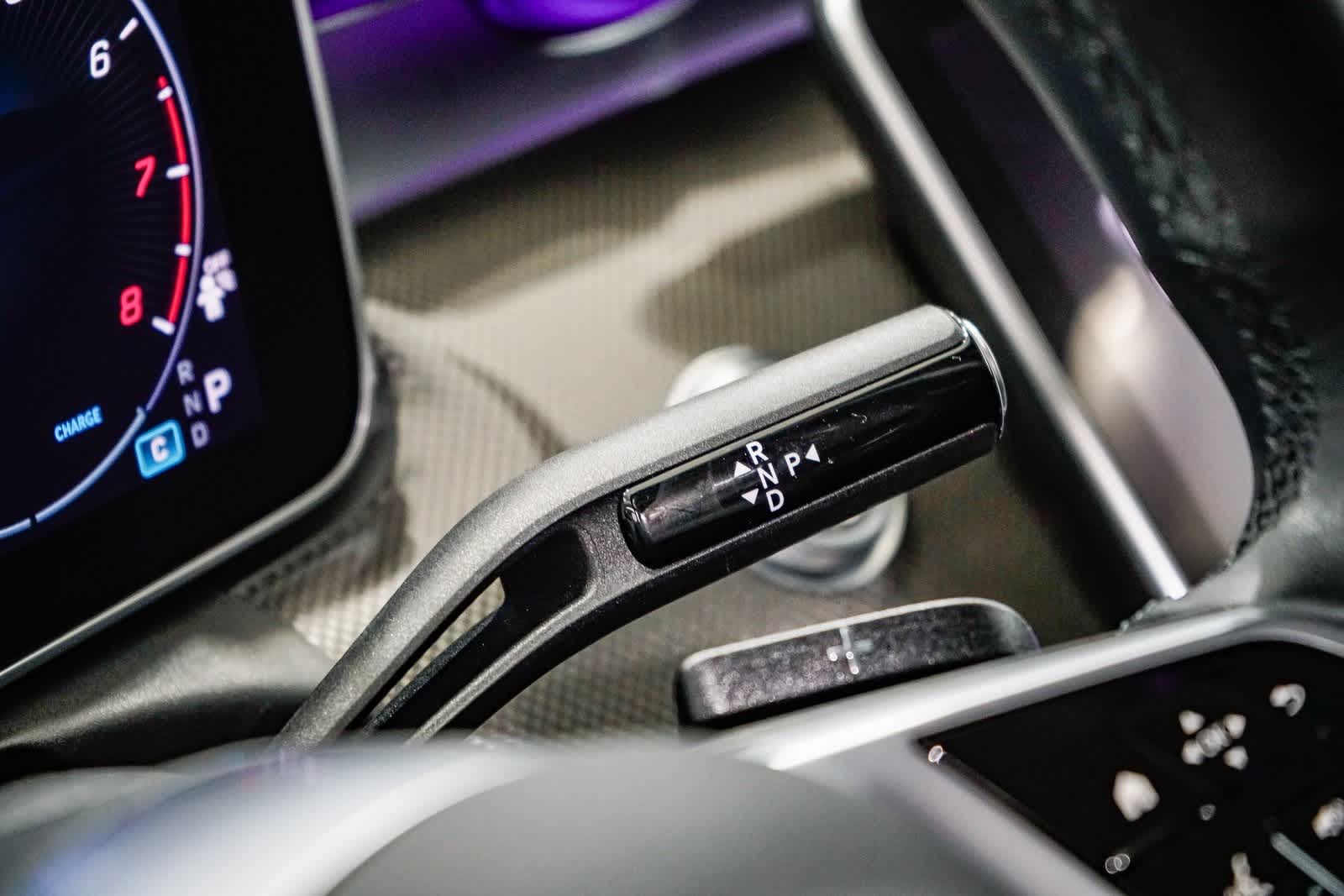 Thumbnail: 2025 Mercedes-Benz C-Class - 21