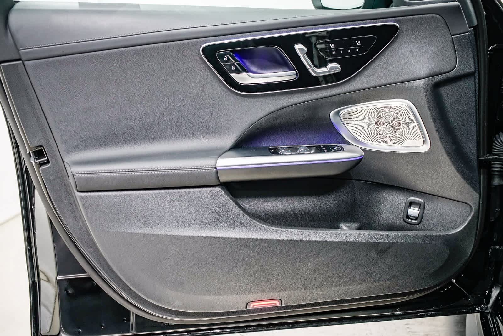 Thumbnail: 2025 Mercedes-Benz C-Class - 19