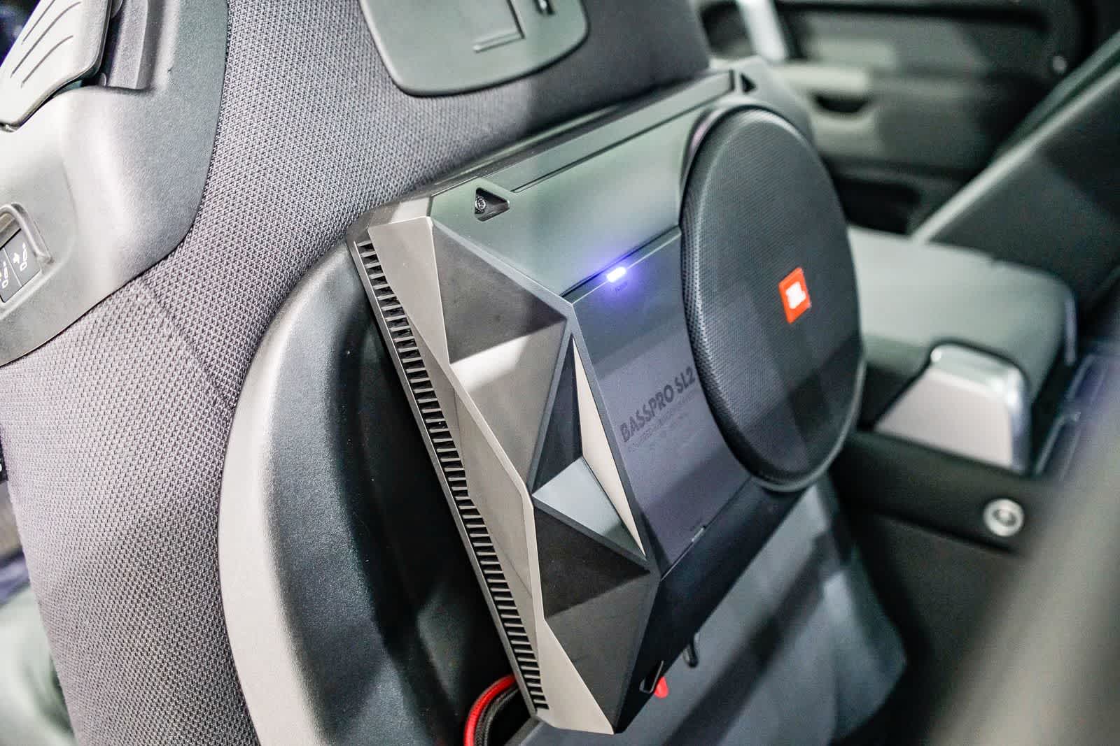 Thumbnail: 2022 Land Rover Defender - 19