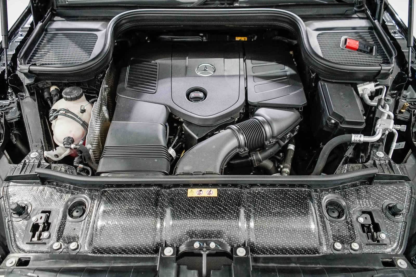 Thumbnail: 2025 Mercedes-Benz GLE - 28
