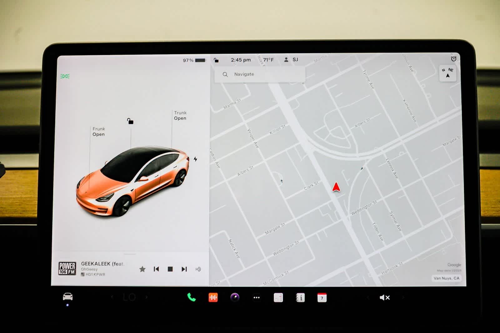 Thumbnail: 2021 Tesla Model 3 - 14