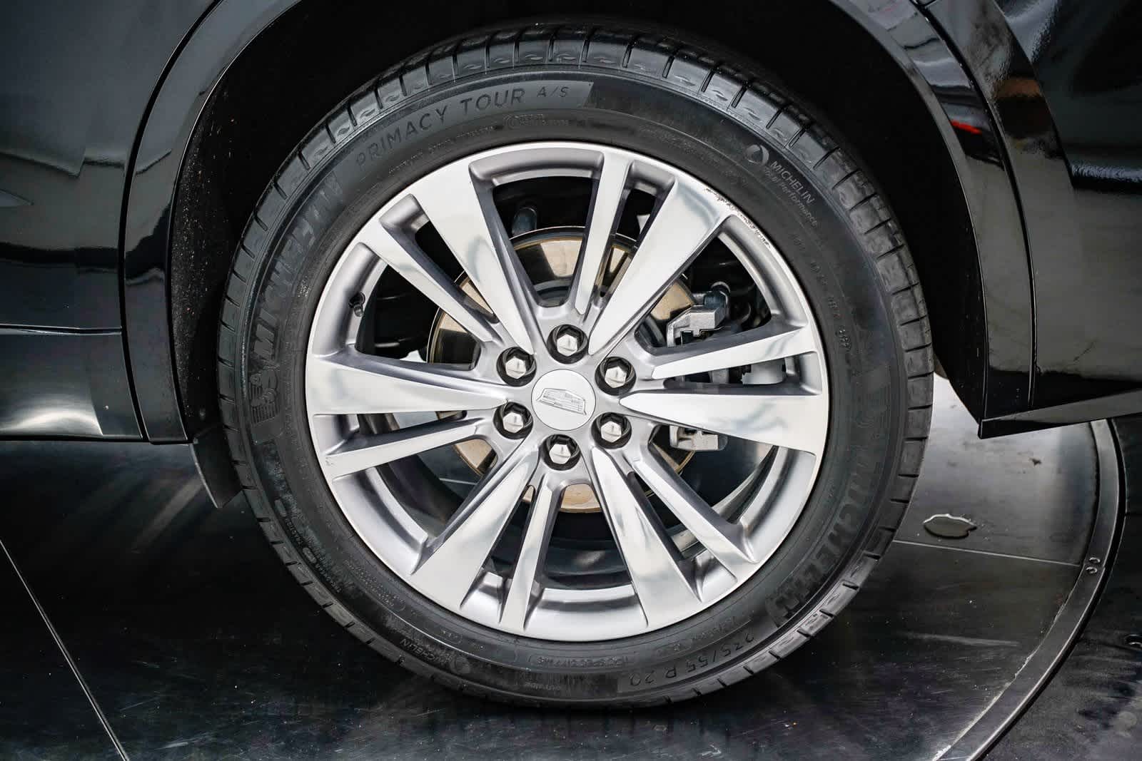 Thumbnail: 2023 Cadillac XT6 - 11