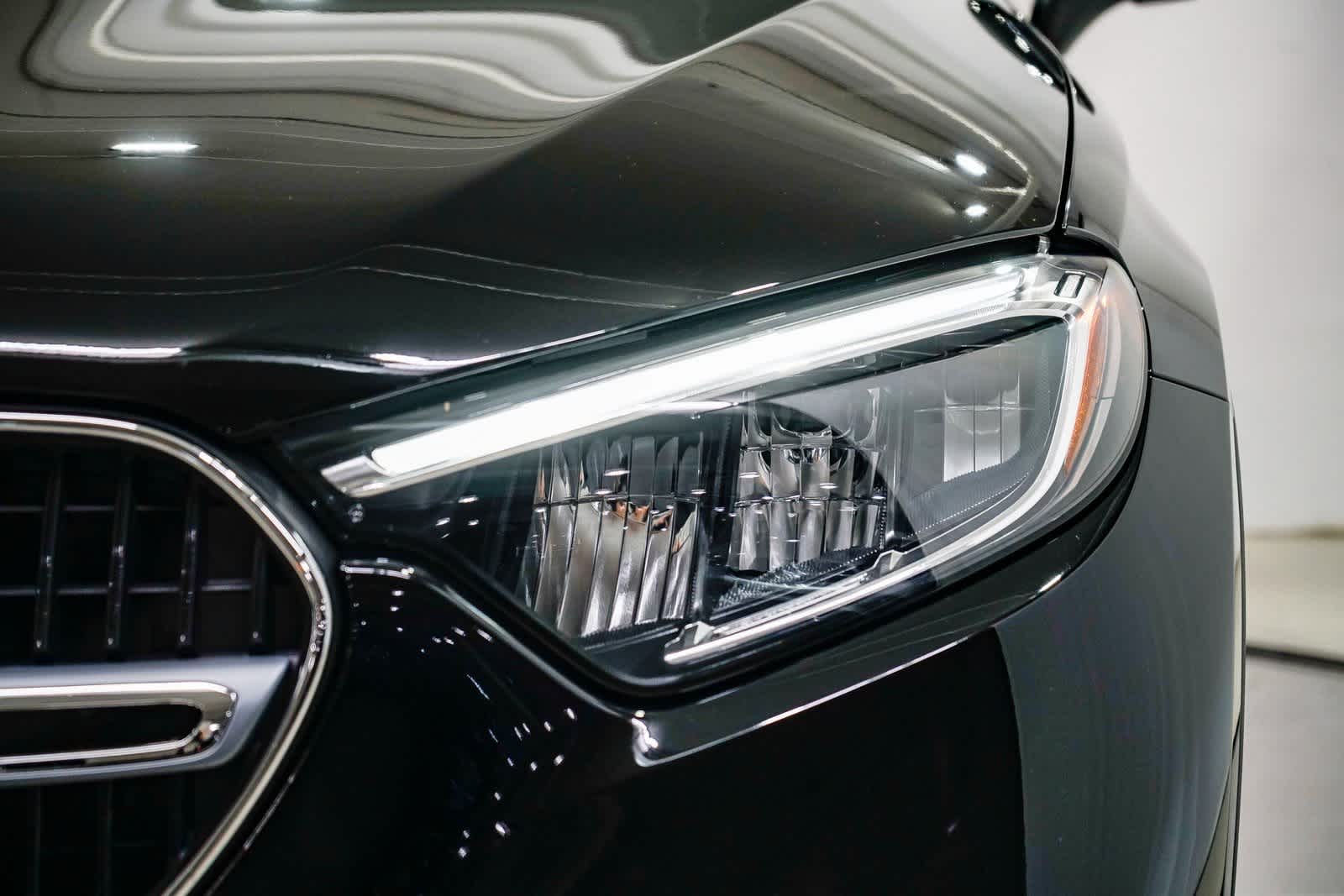 Thumbnail: 2025 Mercedes-Benz GLC - 7