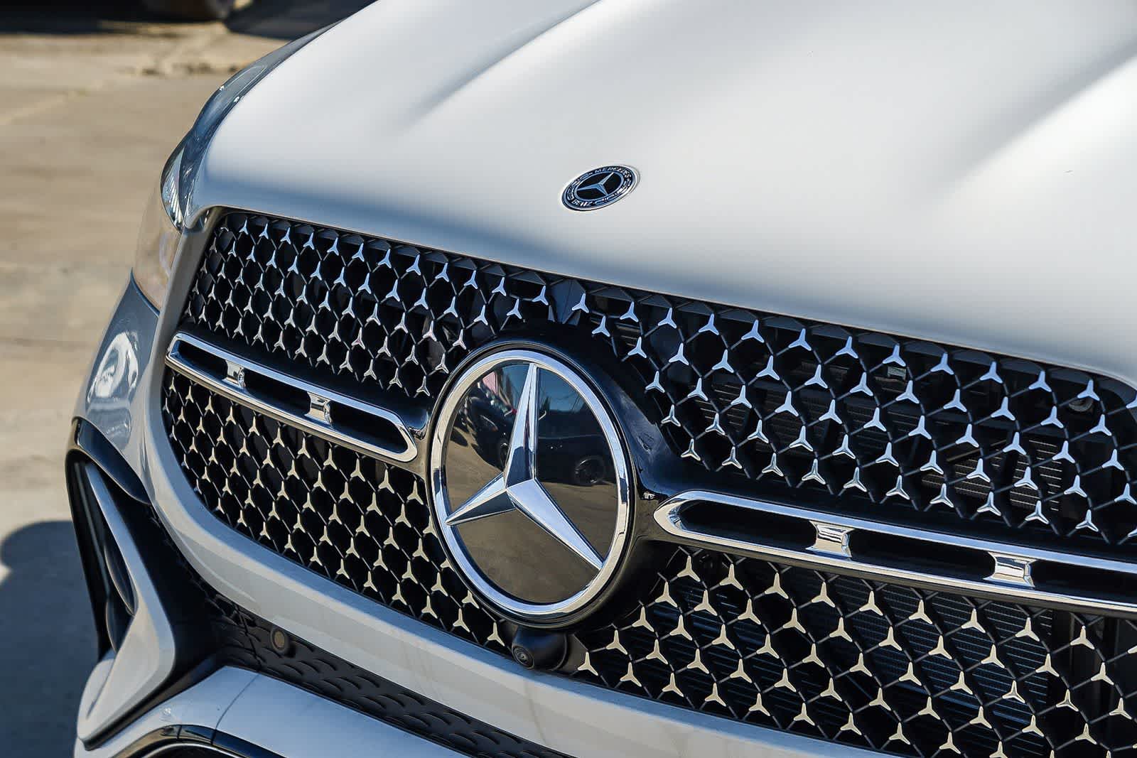 Thumbnail: 2026 Mercedes-Benz GLE - 9