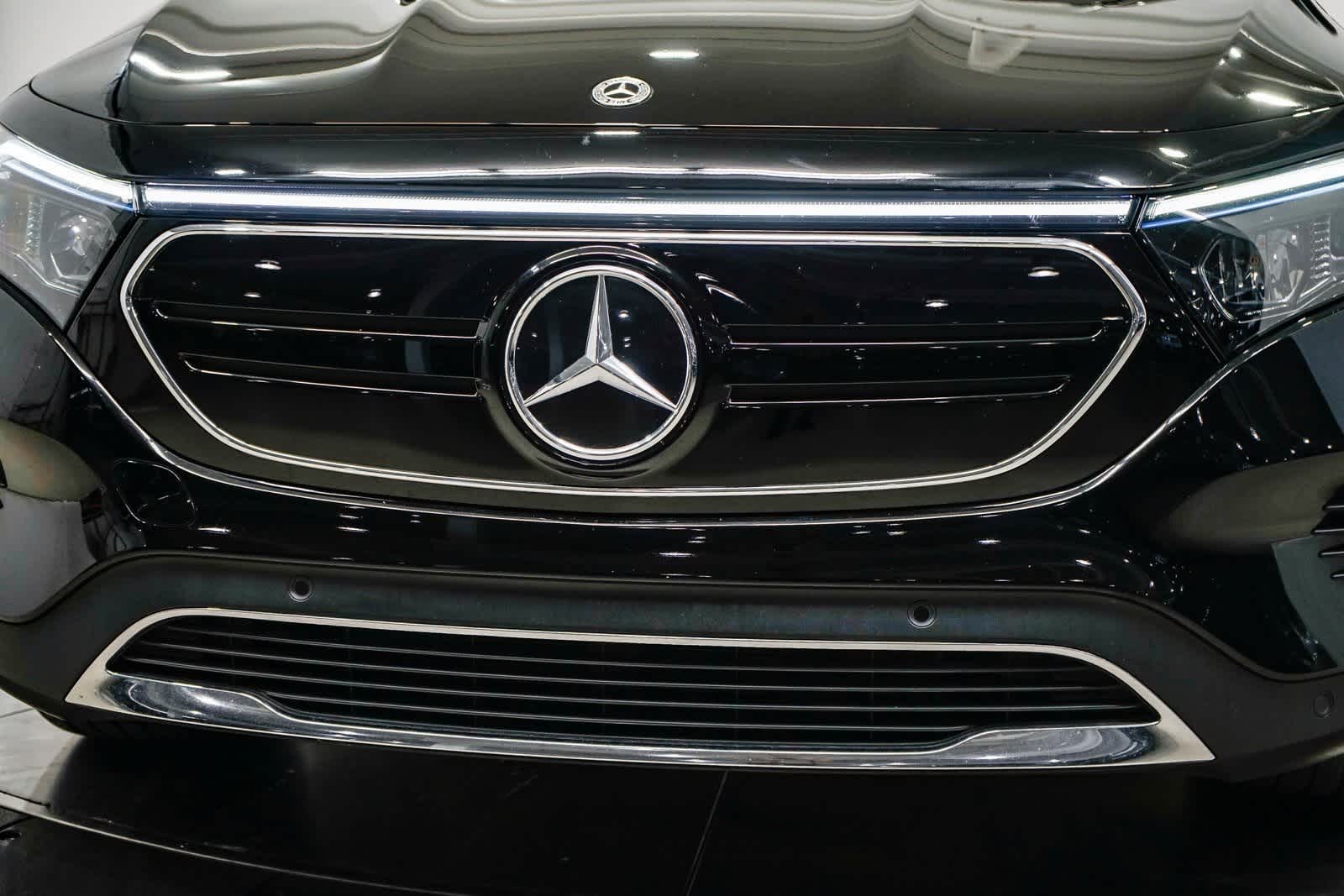 Thumbnail: 2023 Mercedes-Benz EQB - 8