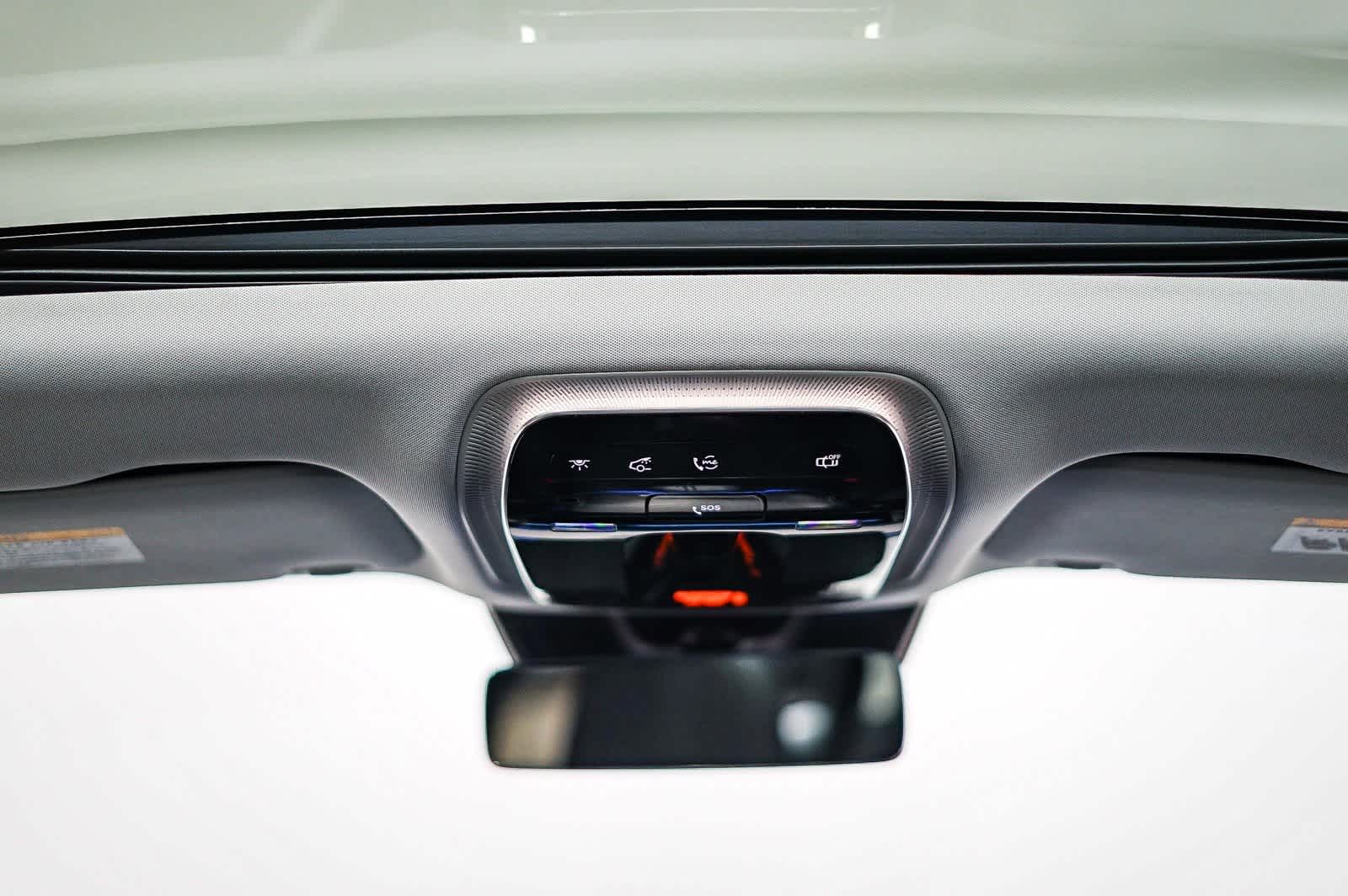 Thumbnail: 2025 Mercedes-Benz E-Class - 15