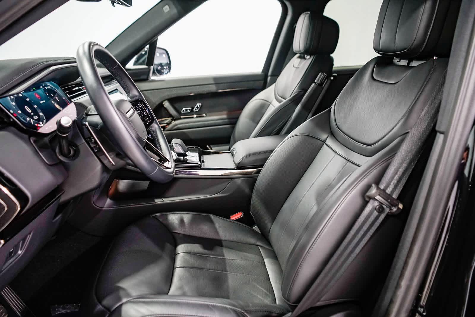 Thumbnail: 2024 Land Rover Range Rover Sport - 17