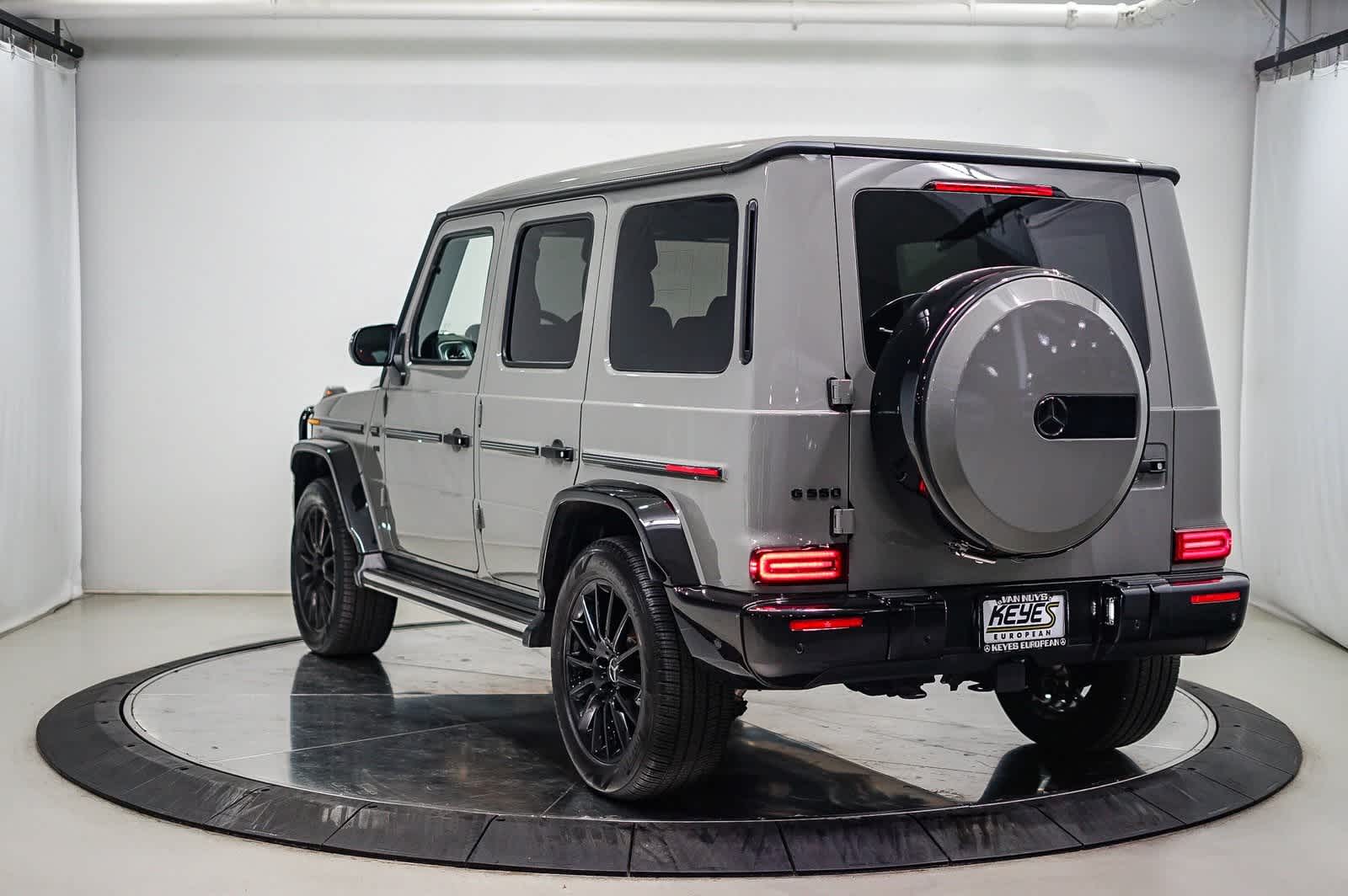 Thumbnail: 2023 Mercedes-Benz G-Class - 2