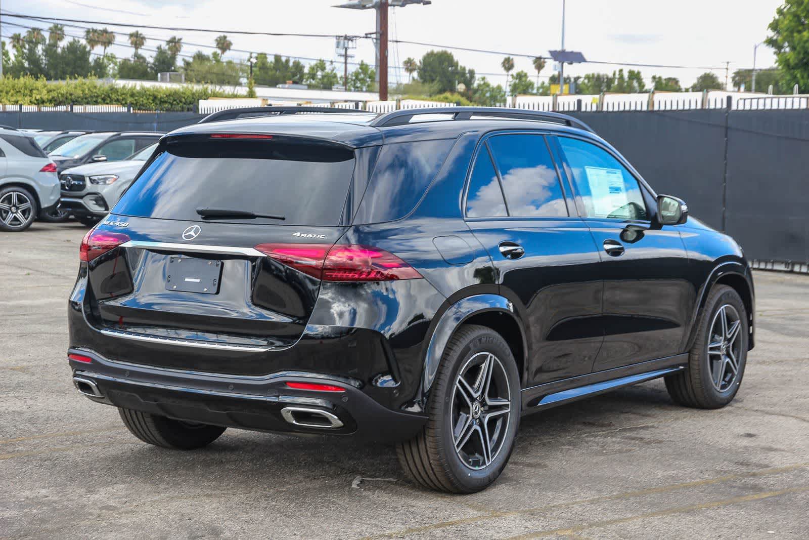 Thumbnail: 2026 Mercedes-Benz GLE - 4