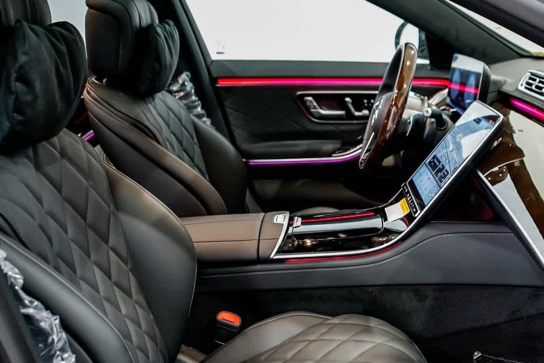 Thumbnail: 2025 Mercedes-Benz S-Class - 18
