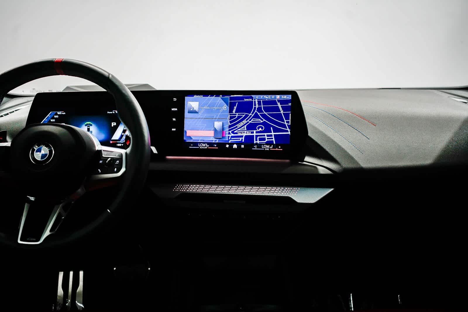 Thumbnail: 2025 BMW 2 Series - 13