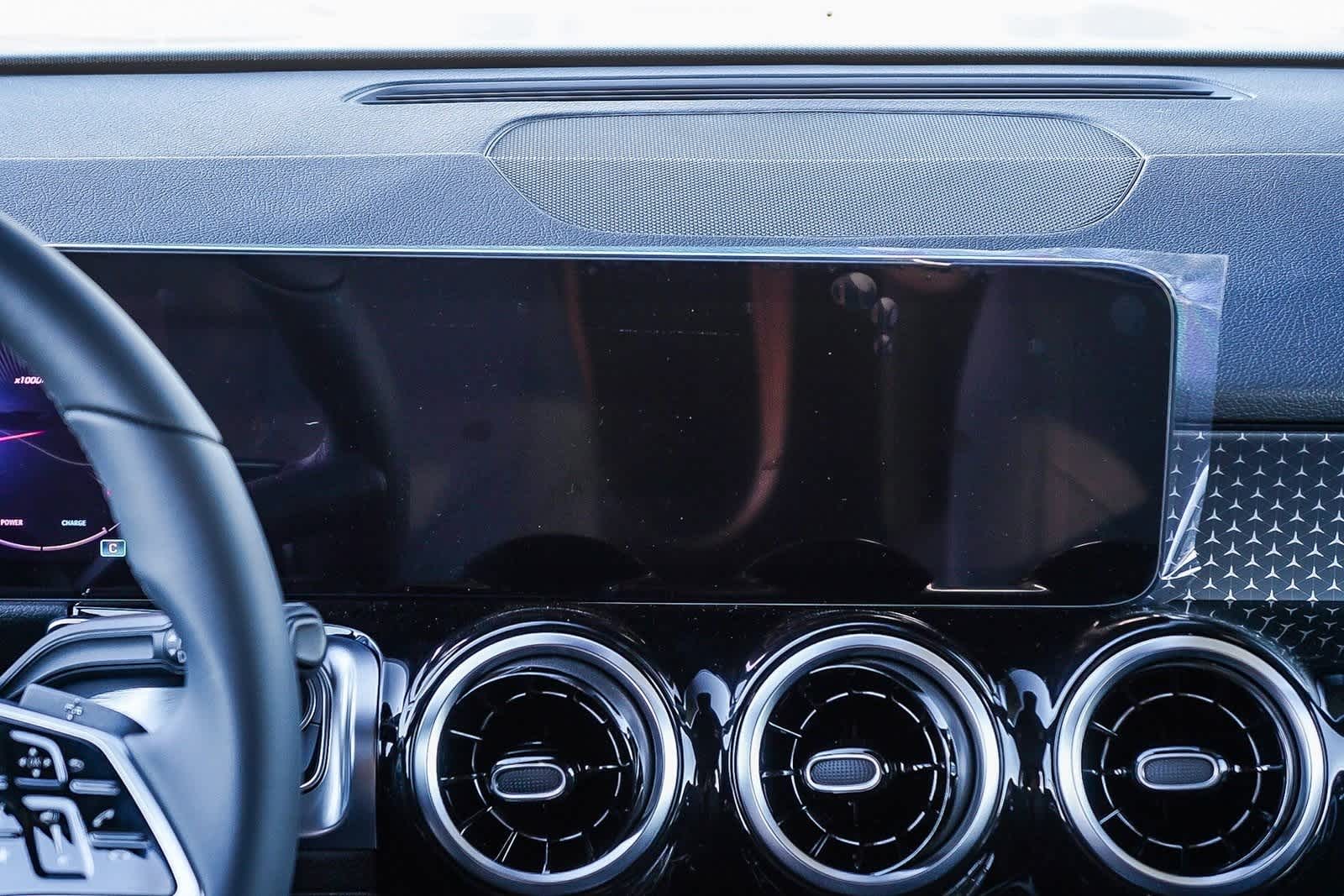 Thumbnail: 2026 Mercedes-Benz GLB - 15