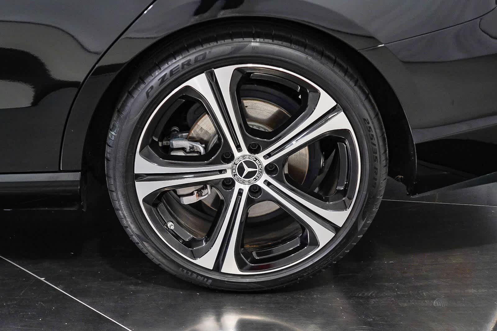 Thumbnail: 2022 Mercedes-Benz C-Class - 10