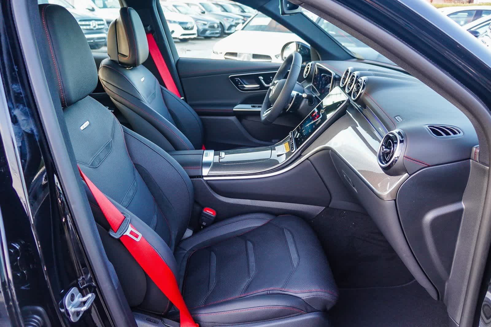 Thumbnail: 2025 Mercedes-Benz GLC - 15