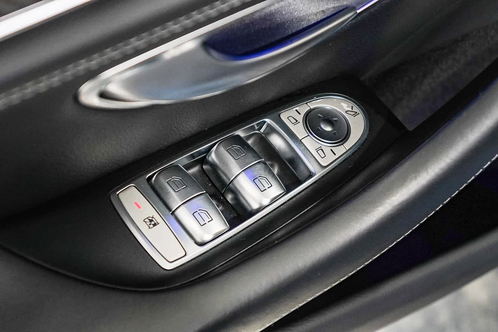 Thumbnail: 2022 Mercedes-Benz AMG GT - 23