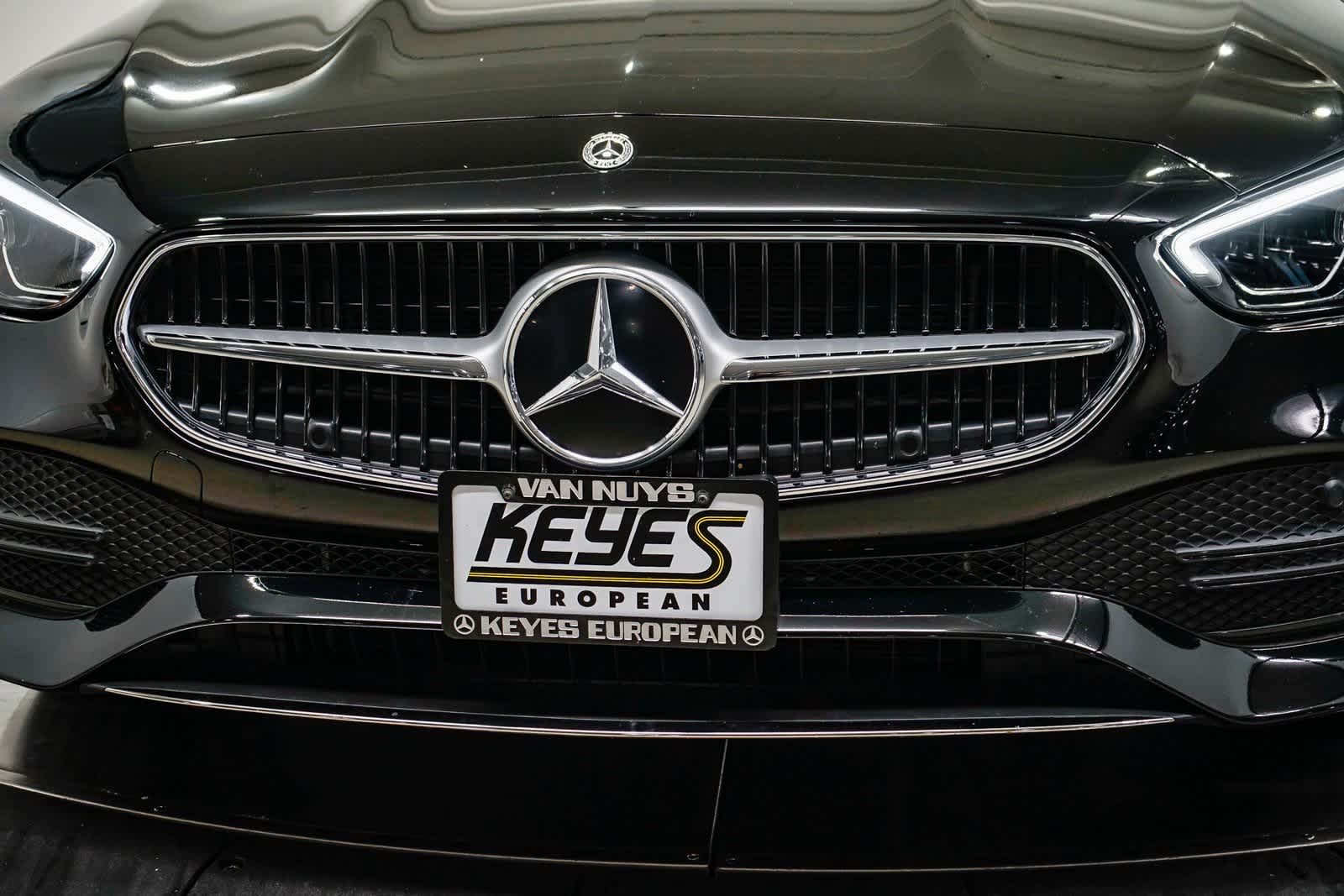 Thumbnail: 2025 Mercedes-Benz C-Class - 8