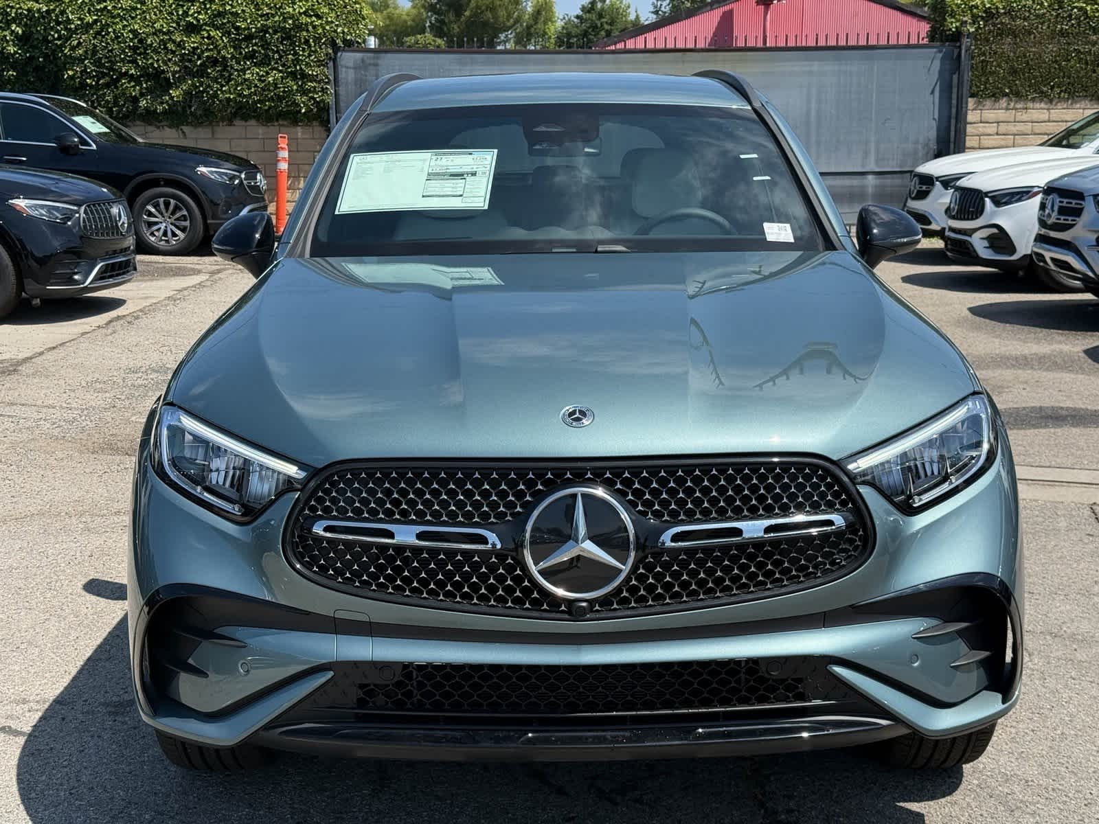 Thumbnail: 2025 Mercedes-Benz GLC - 2