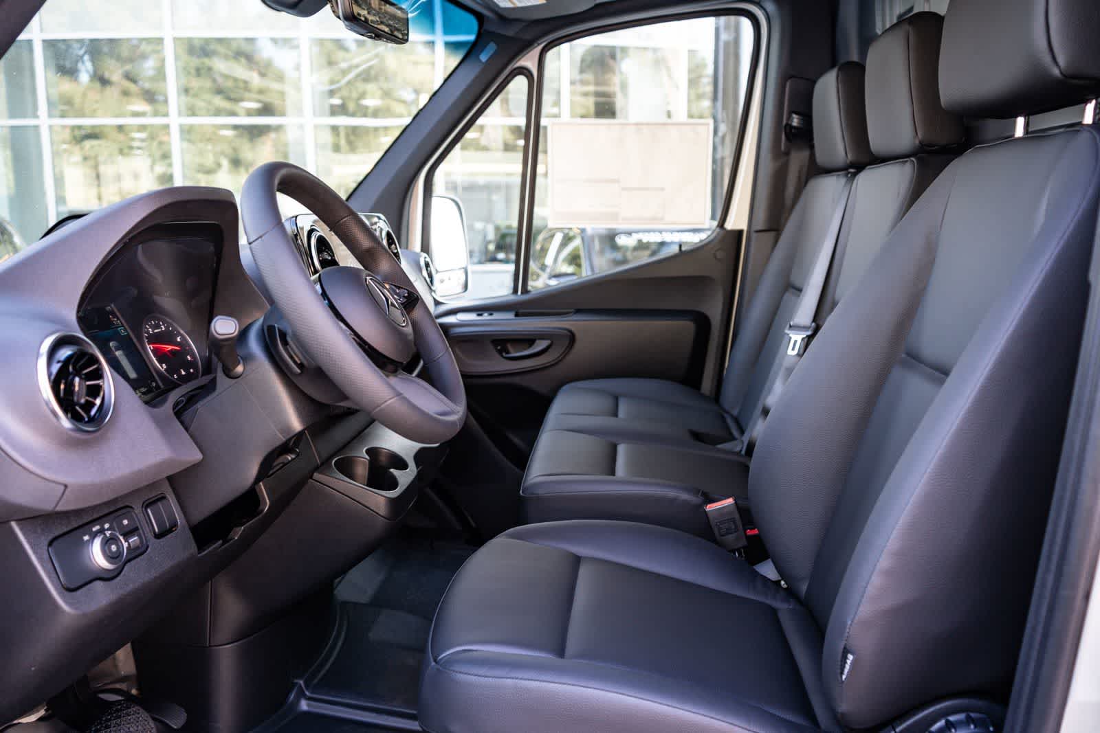 Thumbnail: 2026 Mercedes-Benz Sprinter - 19