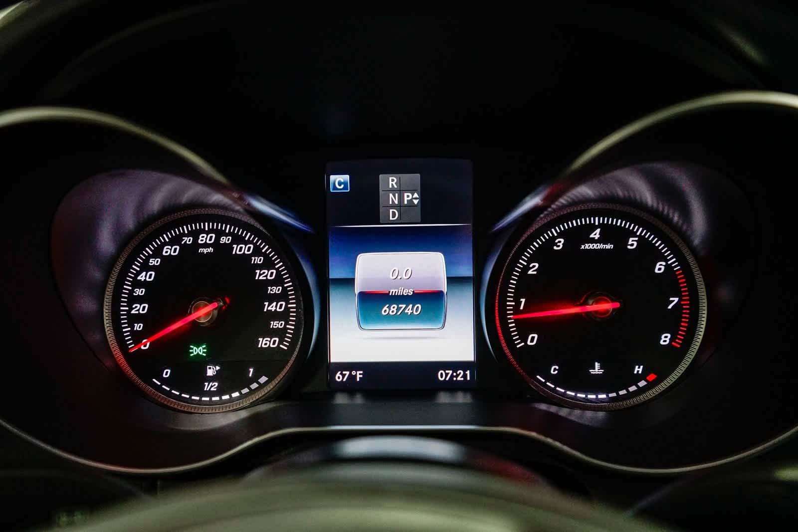 Thumbnail: 2018 Mercedes-Benz C-Class - 25