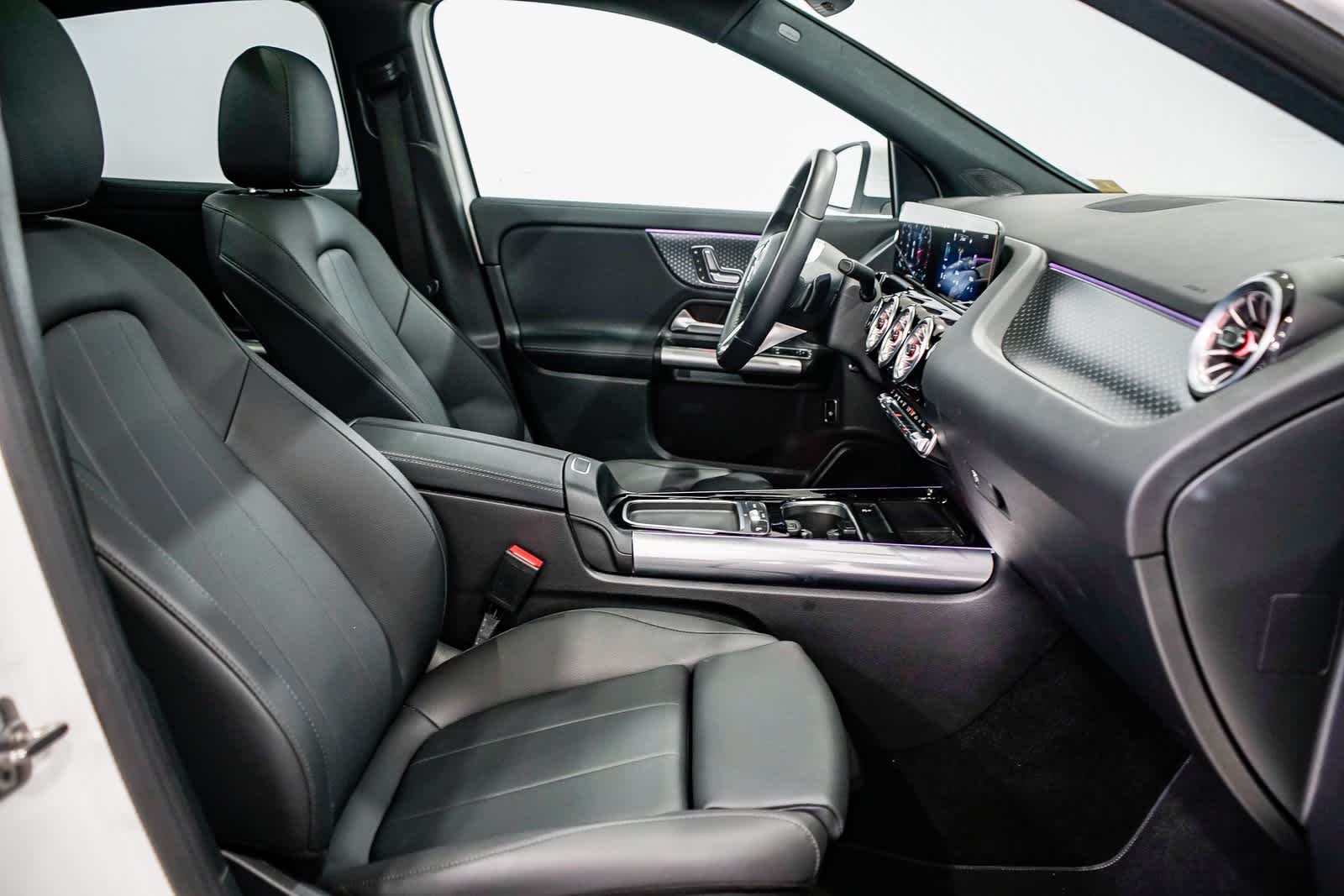 Thumbnail: 2025 Mercedes-Benz GLA - 16