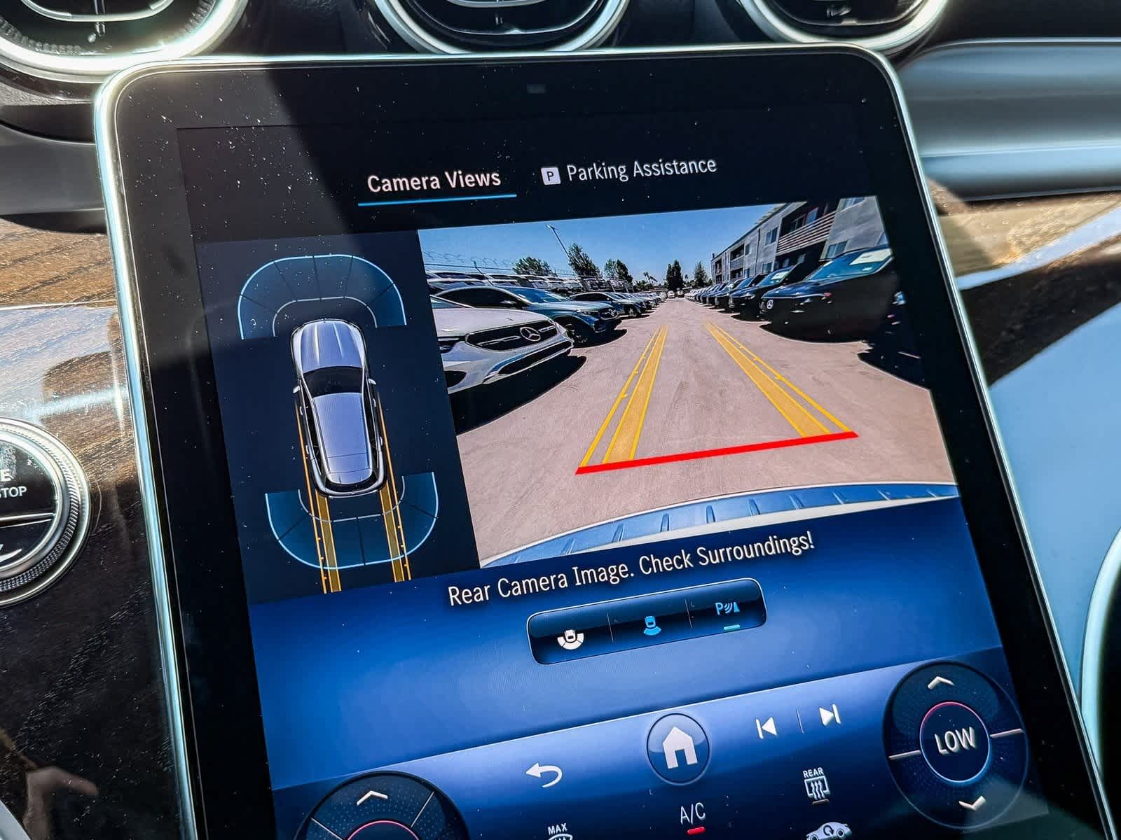 Thumbnail: 2025 Mercedes-Benz GLC - 20