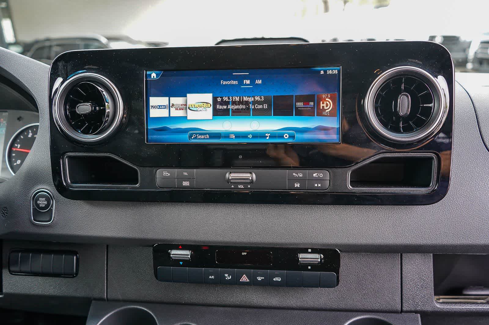 Thumbnail: 2026 Mercedes-Benz Sprinter - 13