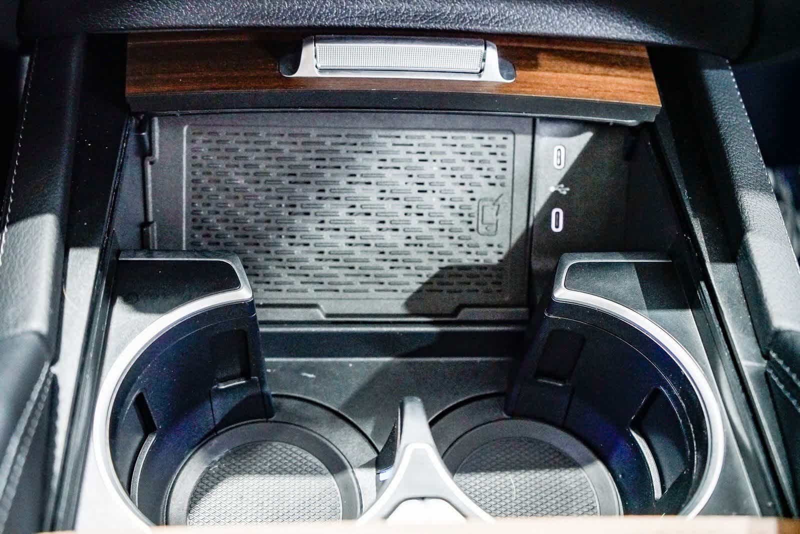 Thumbnail: 2025 Mercedes-Benz GLE - 22