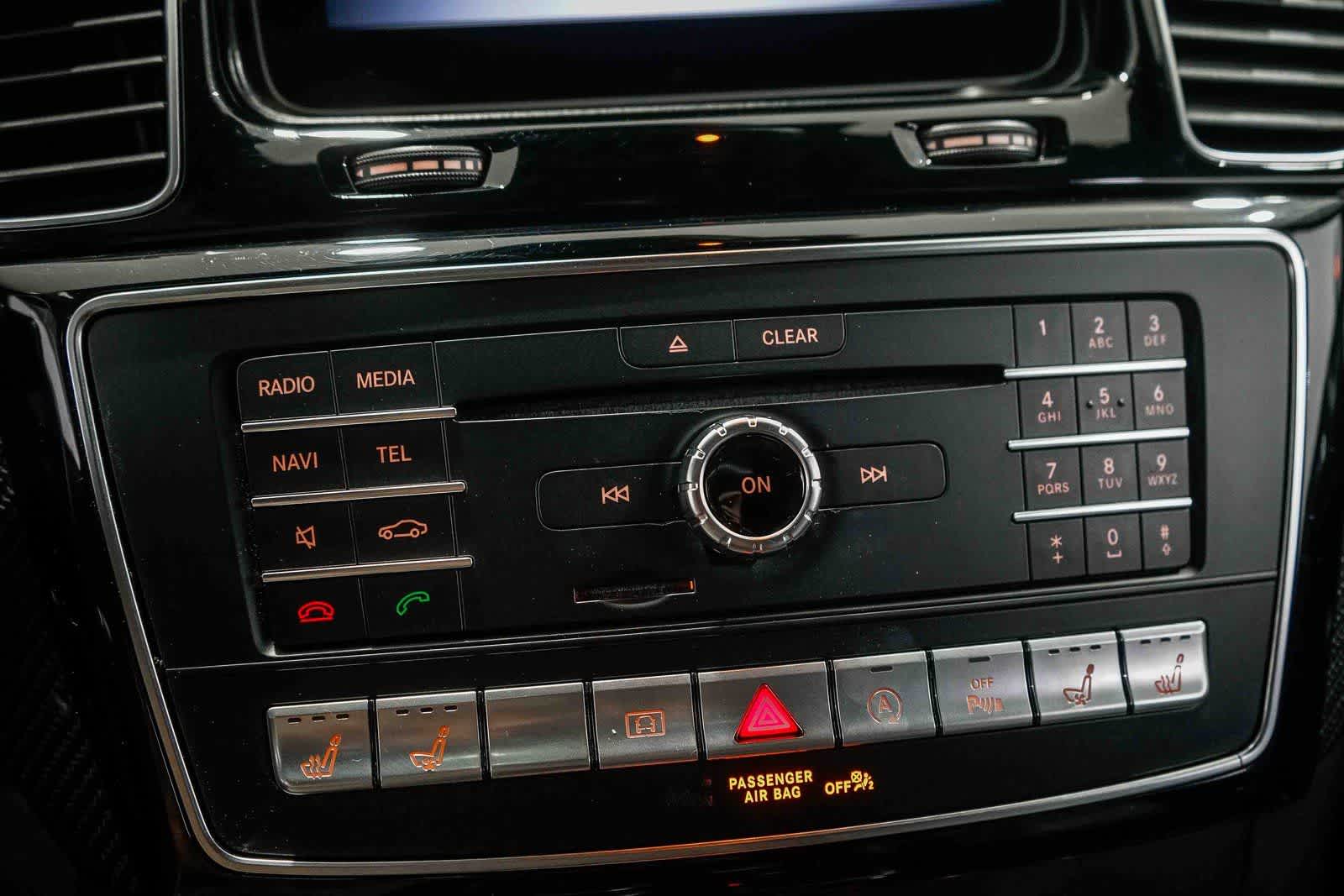 Thumbnail: 2017 Mercedes-Benz GL-Class - 22