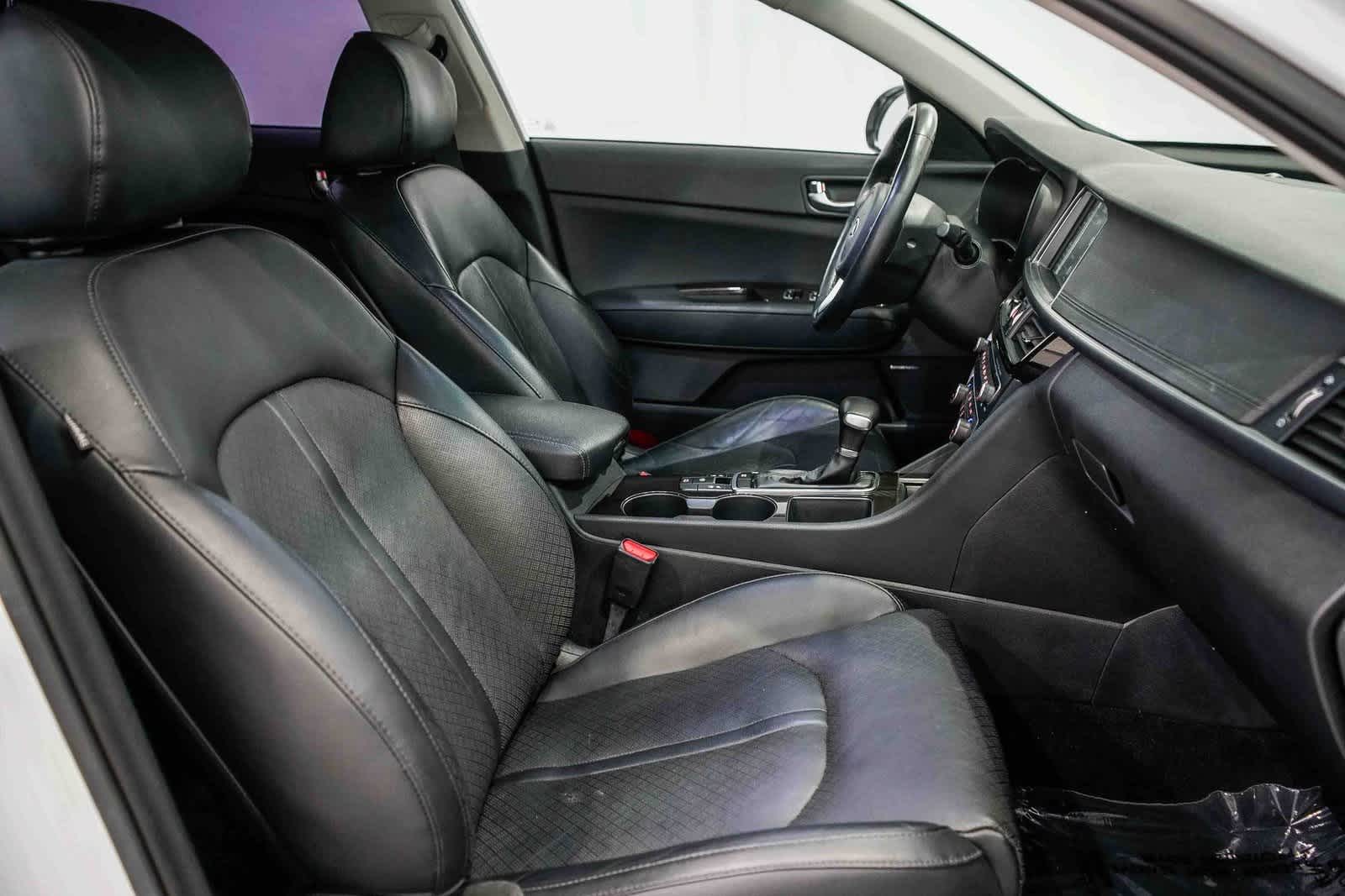 Thumbnail: 2018 Kia Optima - 16