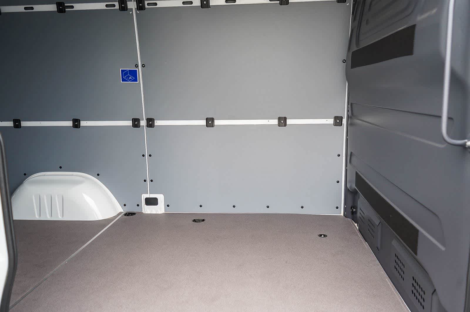 Thumbnail: 2026 Mercedes-Benz Sprinter - 16