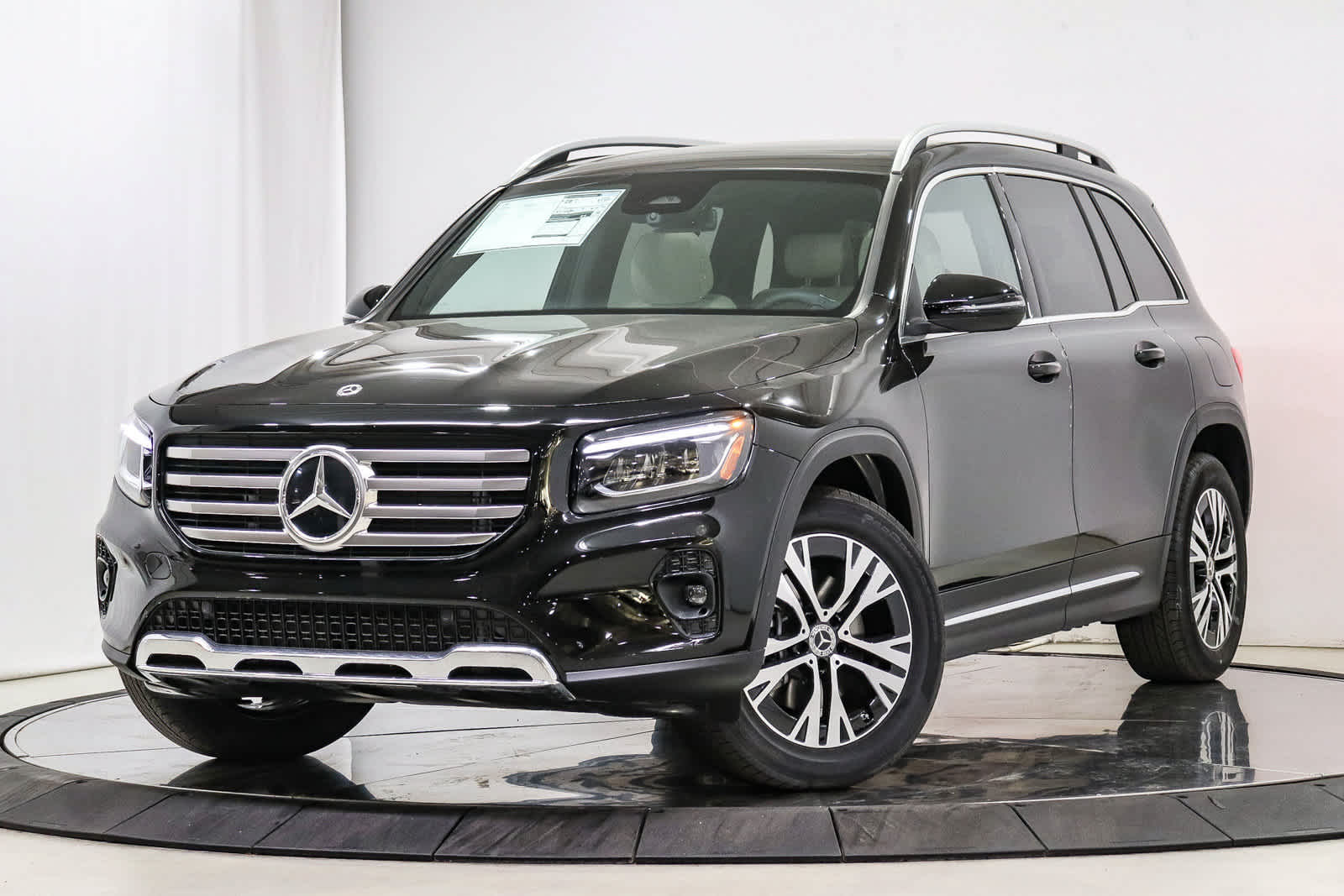 2026 Mercedes-Benz GLB 250