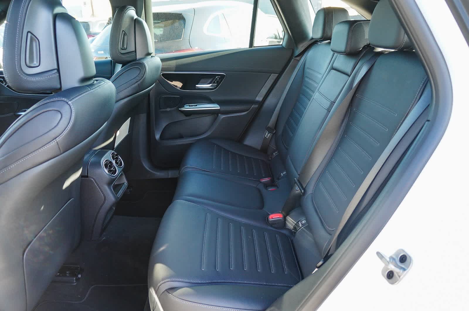 Thumbnail: 2025 Mercedes-Benz GLC - 19