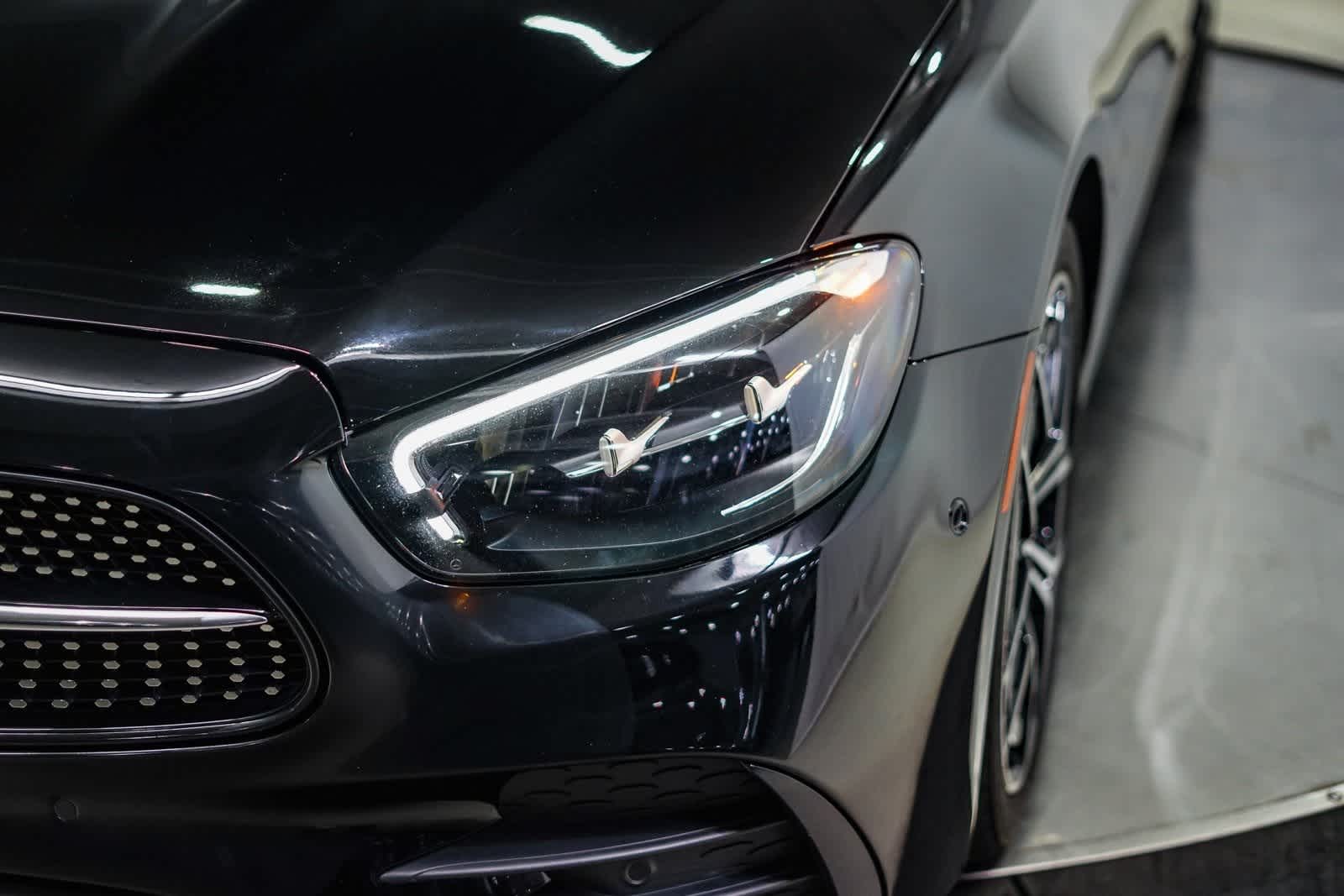 Thumbnail: 2022 Mercedes-Benz E-Class - 7