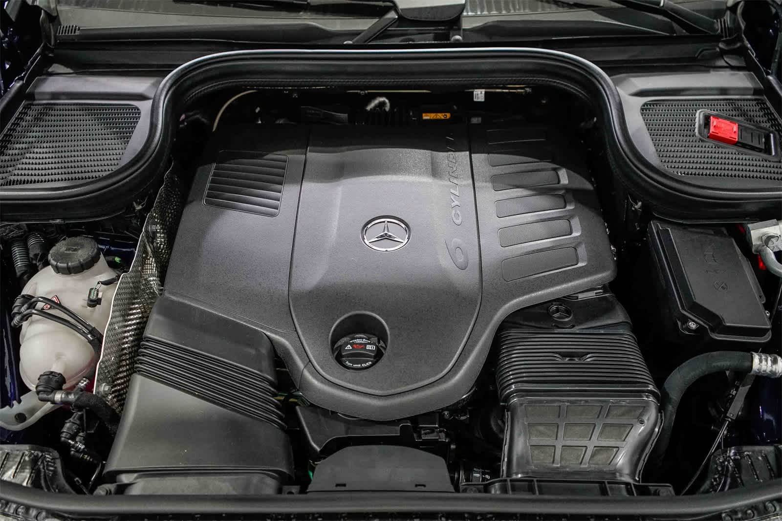 Thumbnail: 2026 Mercedes-Benz GLE - 12