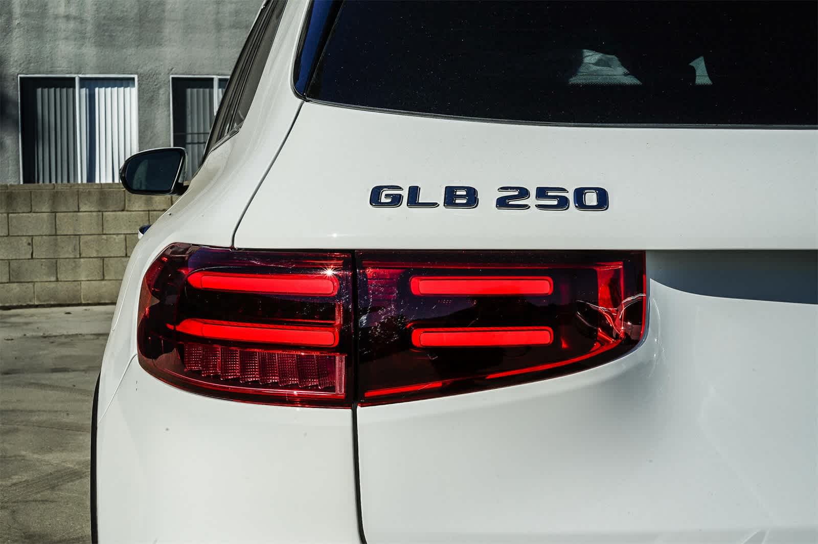 Thumbnail: 2026 Mercedes-Benz GLB - 11