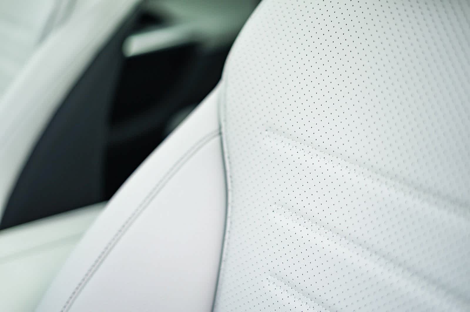 Thumbnail: 2026 Mercedes-Benz GLC - 25