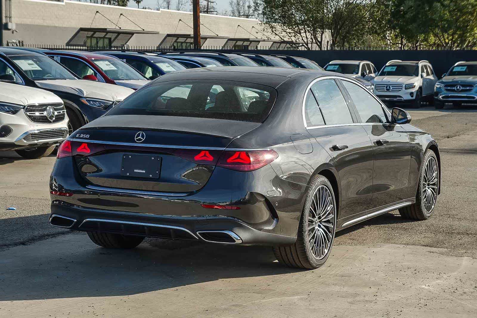 Thumbnail: 2026 Mercedes-Benz E-Class - 4