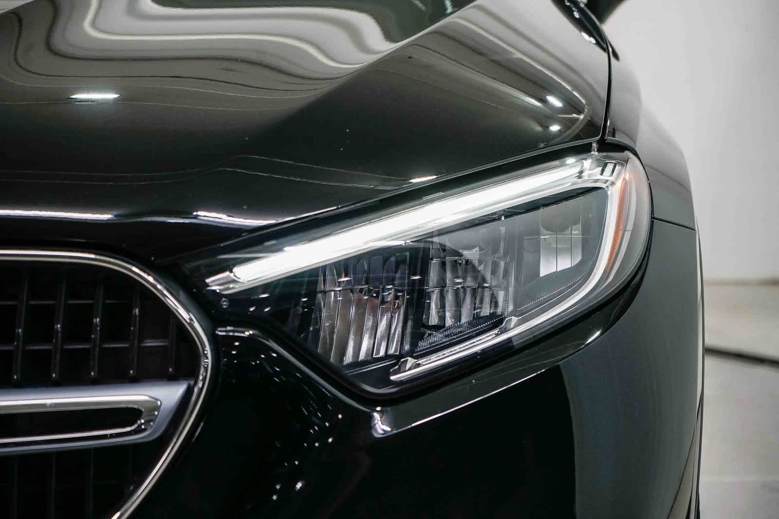 Thumbnail: 2025 Mercedes-Benz GLC - 7