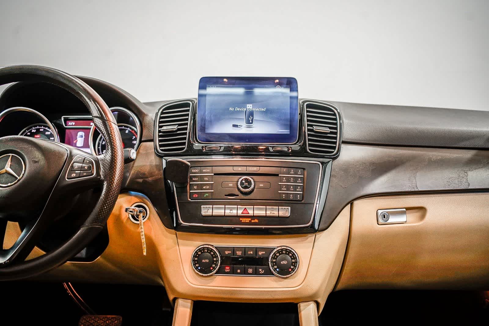 Thumbnail: 2017 Mercedes-Benz GLE - 13