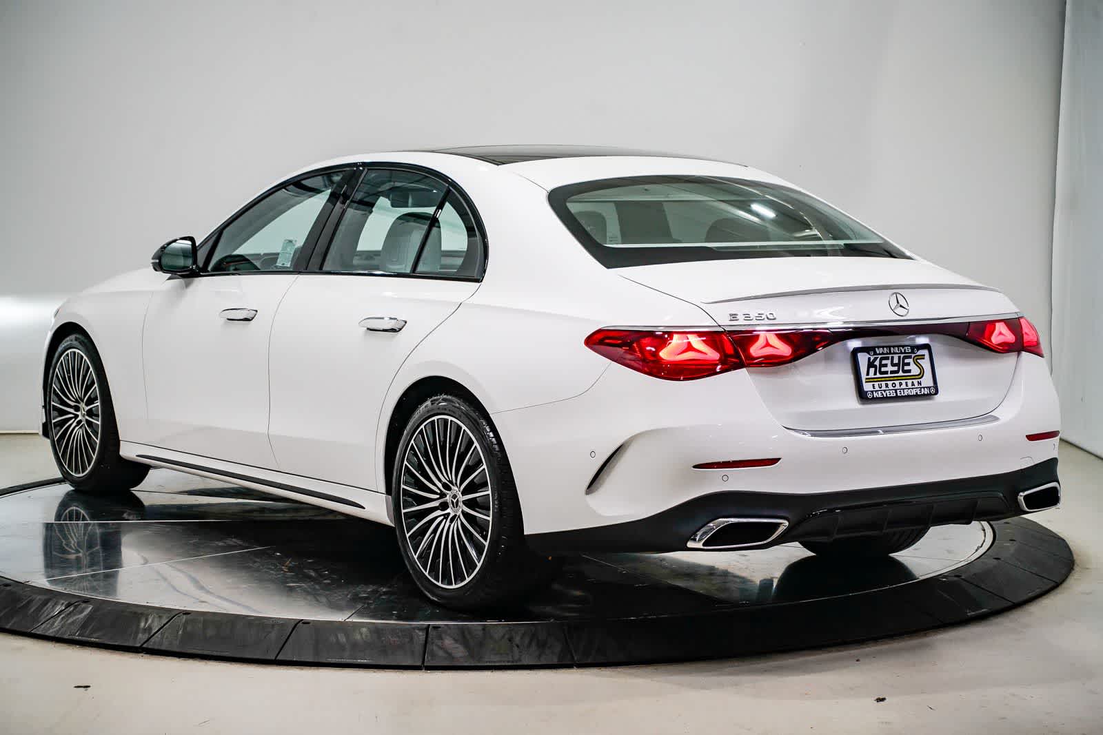 Thumbnail: 2026 Mercedes-Benz E-Class - 2