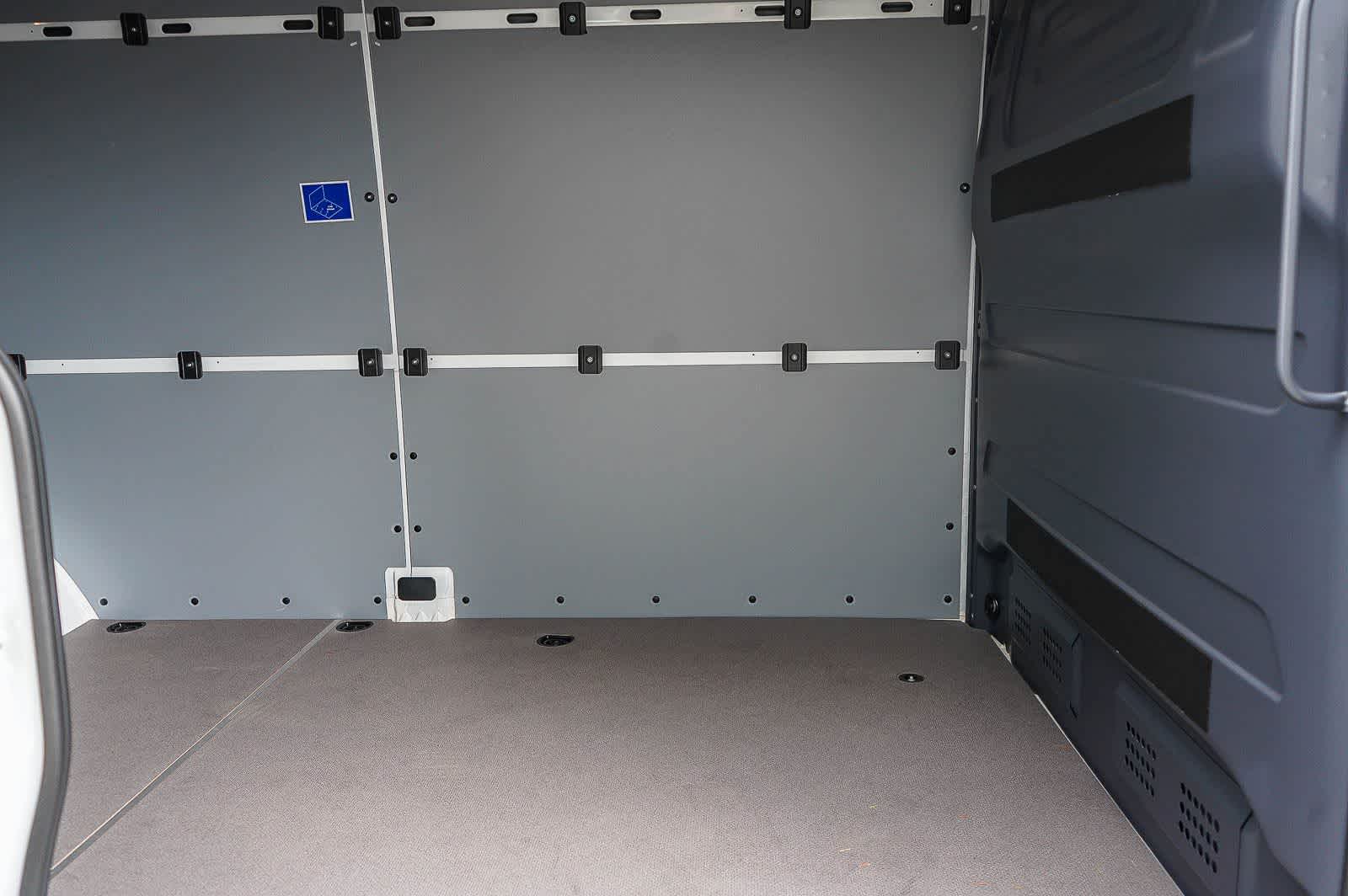 Thumbnail: 2026 Mercedes-Benz Sprinter - 12