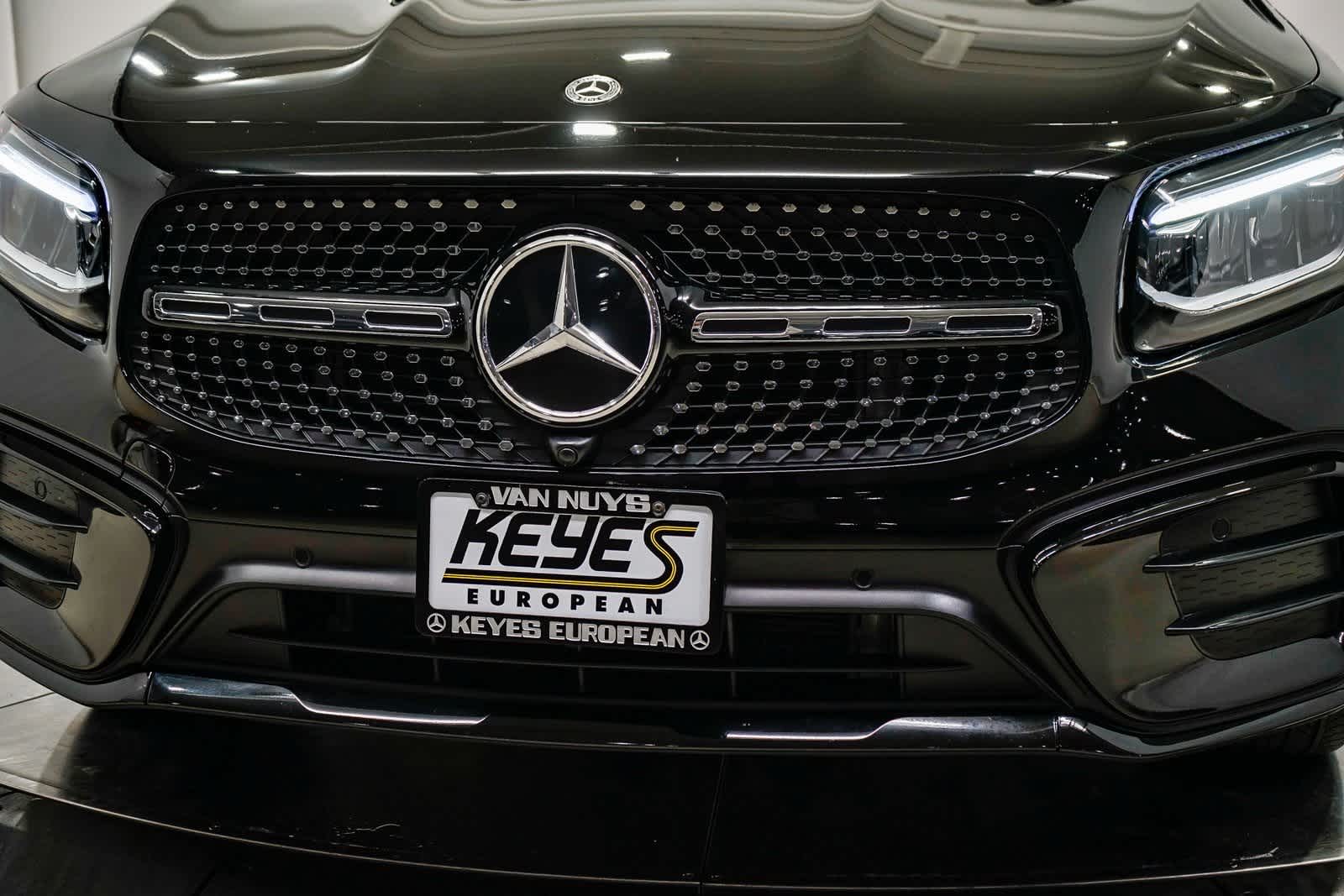 Thumbnail: 2025 Mercedes-Benz GLB - 8