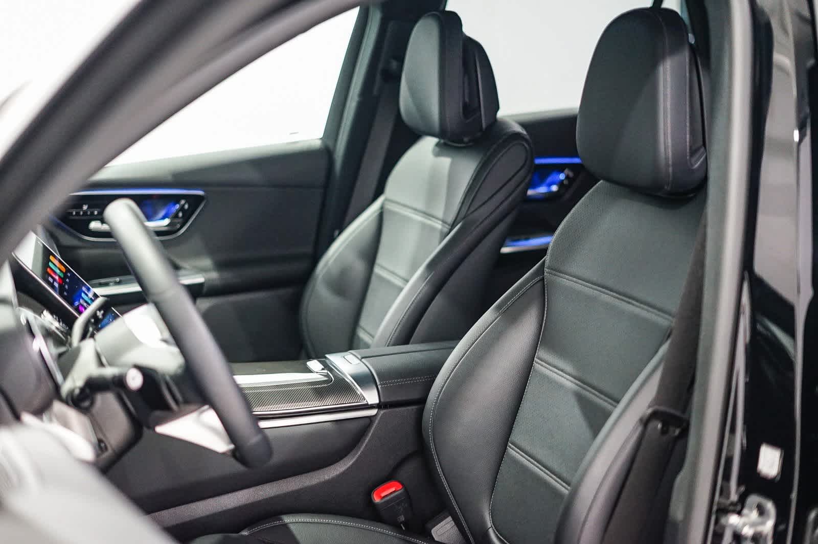 Thumbnail: 2025 Mercedes-Benz GLC - 17